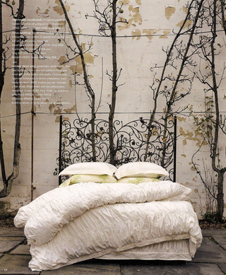 Illustration for article titled Pottery Barn, Anthropologie & West Elm: Bedding Porn For Sleepyheads